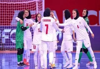 تیم ملی فوتسال زنان ایران در نیمه نخست از سد ایتالیا گذشت