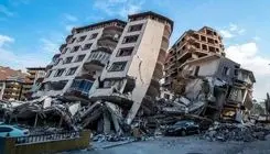 تصاویری از وقوع زلزله ۶.۱ ریشتری در این منطقه