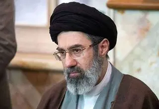 حجت‌الاسلام‌والمسلمین مجتبی خامنه‌ای در سلامت کامل است