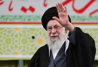 دیپلماسی هوشمندانه رهبر شهید