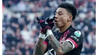 رسمی: ستاره سابق یونایتد، برزیلی شد!