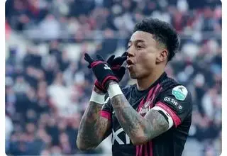 رسمی: ستاره سابق یونایتد، برزیلی شد!