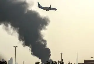 وری/ حمله آمریکا و اسرائیل به فرودگاه مسافری کاشان 