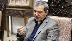  بهمن نامورمطلق: تجاوز کردن به ایران از بزرگترین گناهان ممکن است