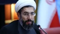 رئیس نهاد رهبری در دانشگاه‌ها در نماز جمعه تهران سخنرانی می‌کند