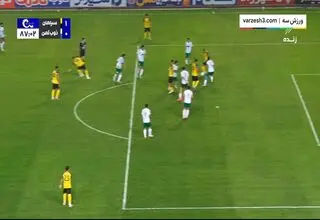مردود شدن گل سپاهان به دلیل آفساید
