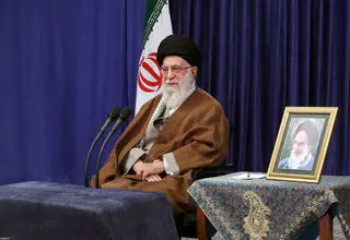 پیام رهبر انقلاب به‌ مناسبت مراسم تشییع شهید سیدحسن نصرالله قرائت شد 