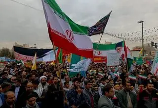 راهپیمایی سراسری مردم ایران در یوم‌الله ۲۲ بهمن/ حضور ۲۰۰ خبرنگار خارجی در مراسم
