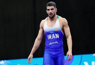 خیرآبادی: کشتی فرنگی ایران راهش را پیدا کرده و قائم به یک نفر نیست