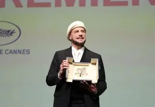 غافلگیری جان تراولتا در جشنواره کن؛ دریافت نخل طلا به خاطر یک‌ عمر دستاورد سینمایی