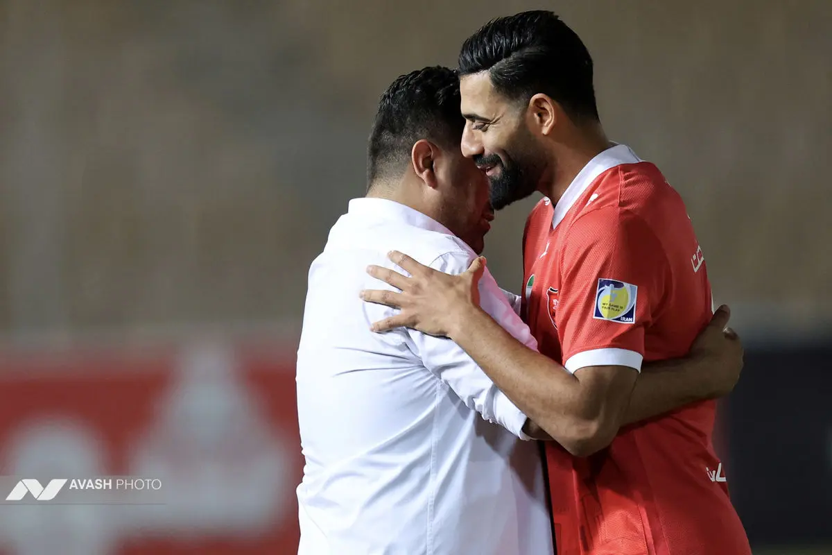 چادرملو و پرسپولیس