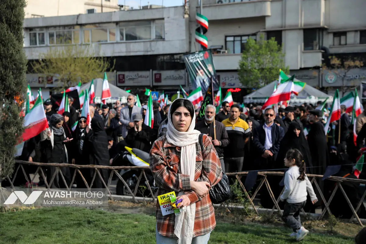 تشییع پیکر دریابان شهید «علیرضا تنگسیری» و جمعی از شهدای والامقام