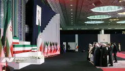 ادای احترام هیات‌ها به پیکر رهبر شهید انقلاب ایران + ببینید 