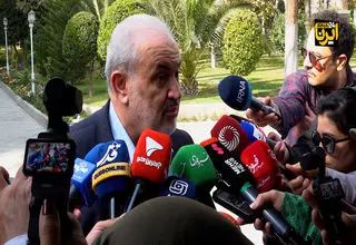 توسعه نیروگاه‌های تجدیدپذیر با محوریت استفاده از هوش مصنوعی و هوشمندسازی