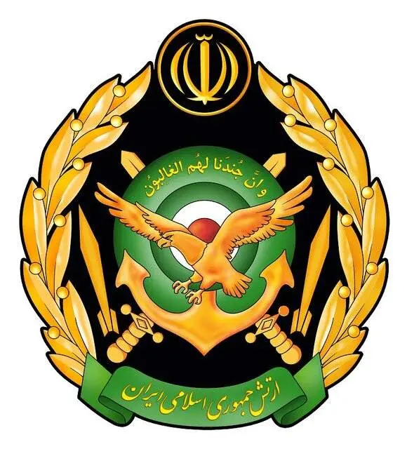 ارتش: تا آخرین قطره خون پای آرمانهای انقلاب میمانیم