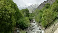 «آهار» روستایی زیبا در شمال‌شرق تهران برای سفر یک روزه بهاری/ ببینید