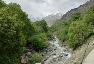 «آهار» روستایی زیبا در شمال‌شرق تهران برای سفر یک روزه بهاری/ ببینید