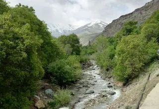 «آهار» روستایی زیبا در شمال‌شرق تهران برای سفر یک روزه بهاری/ ببینید
