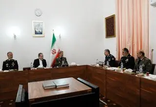 فرماندهان ارتش با عراقچی دیدار کردند