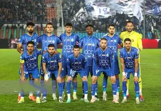 استقلال ـ گل گهر در ورزشگاه امام رضا مشهد