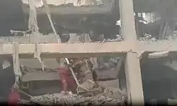  لحظه نجات ۲ نفر از ساختمان مورد اصابت موشک دشمنان در محله رسالت تهران +فیلم 