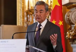 چین: ترمز جنگ علیه ایران را بکشید