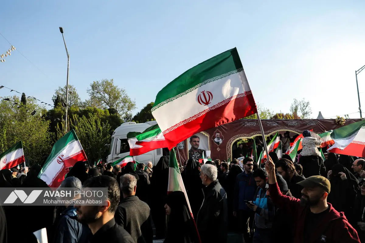 تشییع پیکر دریابان شهید «علیرضا تنگسیری» و جمعی از شهدای والامقام