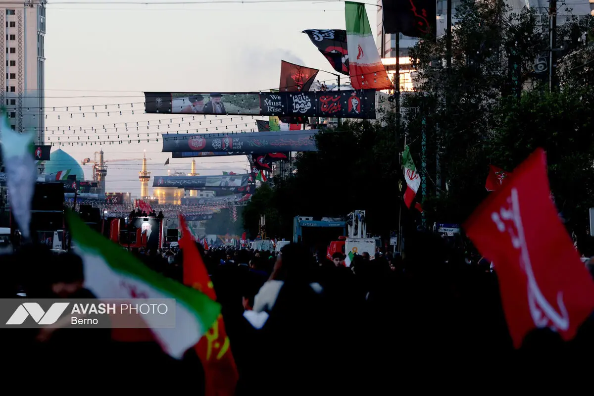 حال و هوای شهر مشهد ساعاتی قبل از شروع مراسم تشییع پیکر رهبر شهید انقلاب