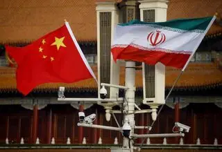 ایران بزودی از چین ۴۰۰موشک دوش‌پرتاب تحویل می‌گیرد