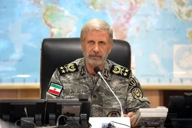 امیر حاتمی: ارتش آماده مقابله با هر متجاوز بدخواه است