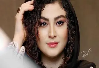 انتشار عکس مادر و مادرشوهر جوان مریم مومن