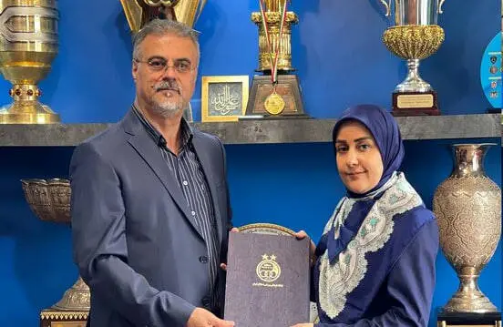 سخنگوی جدید باشگاه استقلال در گفتوگو با آوش: من پرسپولیسی نیستم!