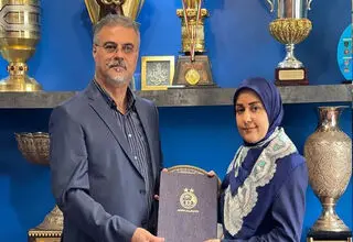 سخنگوی جدید باشگاه استقلال در گفت‌وگو با آوش: من پرسپولیسی نیستم!