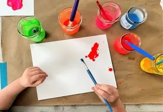 نمایش ۳۰ نقاشی از کودکان و نوجوانان خاص