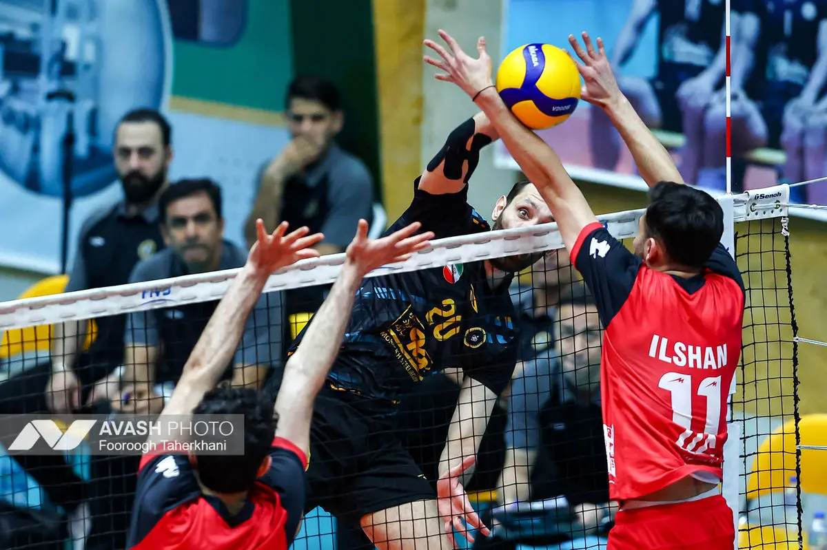 دیدار تیم های والیبال شهرداری ارومیه و سپاهان