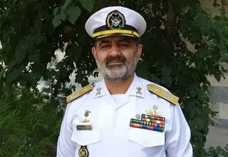 فرمانده نیروی دریایی از موزه دریایی ارتش روسیه بازدید کرد