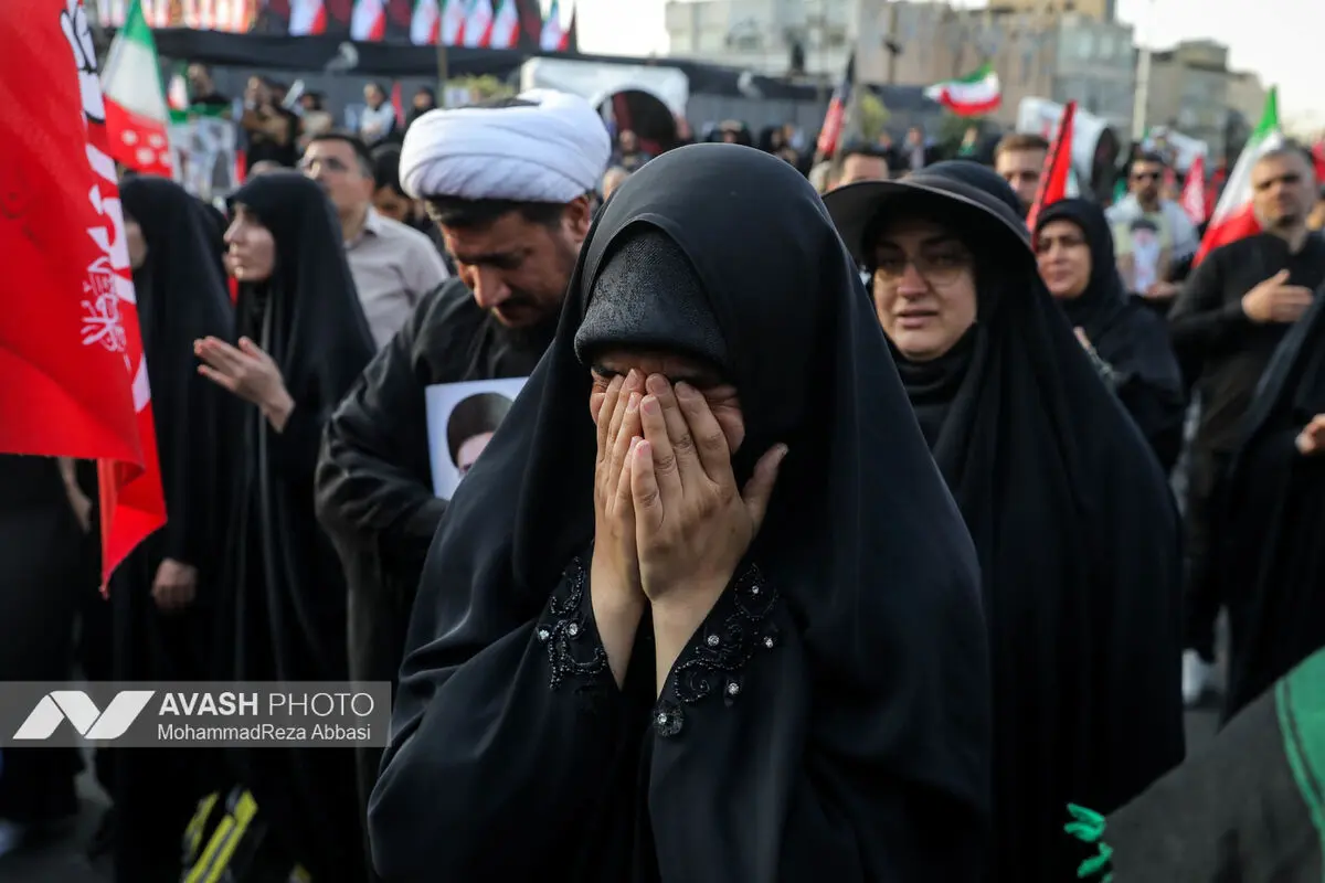 مراسم تشییع پیکر مطهر رهبر شهید انقلاب در تهران - ۲