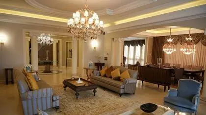 رئیسی که ویلای 8 هزار متری به کارمندش هدیه داد