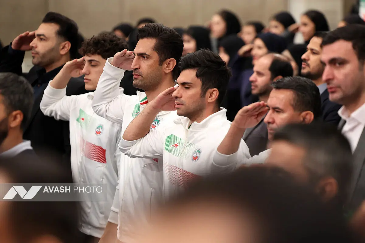 دیدار قهرمانان و مدال‌آوران ورزشی و المپیادهای علمی جهانی با رهبر انقلاب