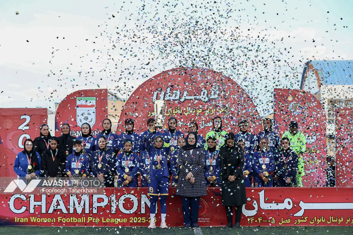 دیدار تیم های خاتون بم و سپاهان اصفهان