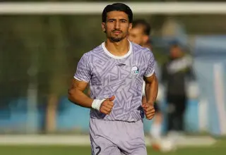 جای خالی رامین در سمت راست استقلال
