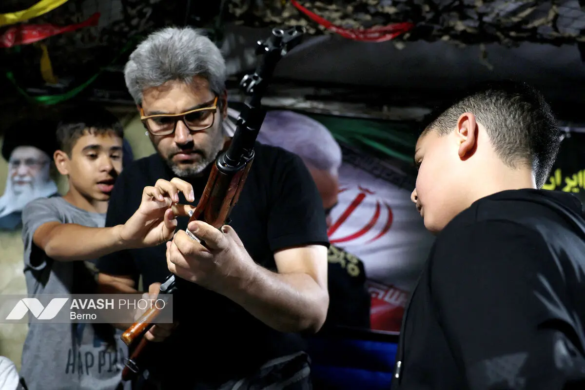آموزش کار با سلاح در میدان ونک تهران