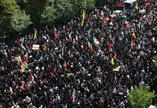 بدرقه سرداران و دانشمندان شهید