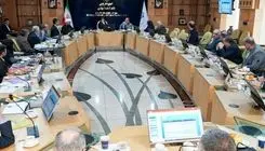 صرفاً تمرکز بر مالکیت و توسعه محدوده‌ها  و درگیر کردن بانک‌ها و دولت راهگشا نیست