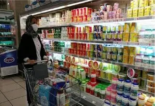 توزیع ۷۰۰ تن روغن بین اصناف و فروشگاه‌های زنجیره‌ای