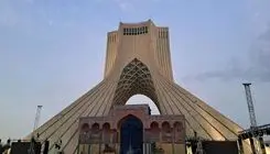 بلایی که بر سر برج آزادی آمد+ عکس و جزئیات
