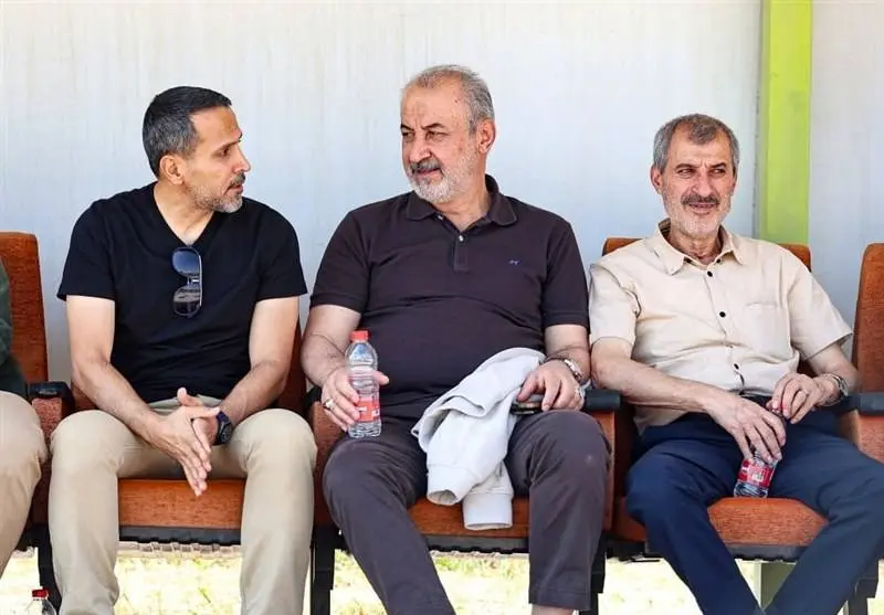سرمربی تیم ملی ایرانی باشد، حتی اگر دشمن من است!