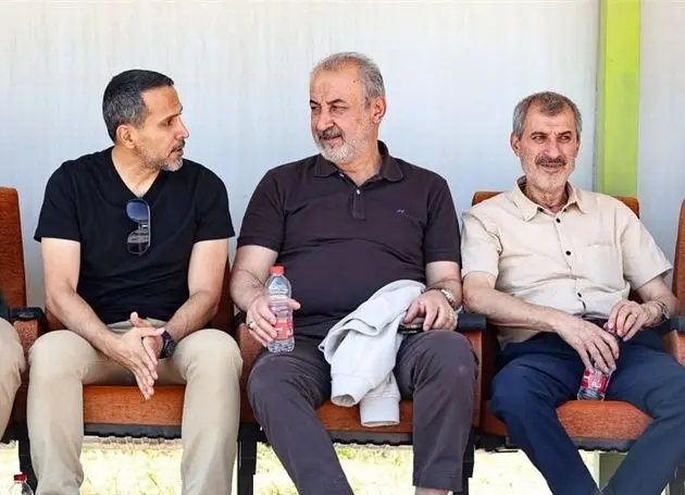 سرمربی تیم ملی ایرانی باشد، حتی اگر دشمن من است!