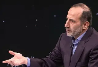 نباید مقابل آمریکا رفتار هیجانی داشته‌باشیم!