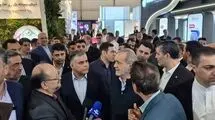   پزشکیان از نمایشگاه بین‌المللی نفت و گاز بازدید کرد
